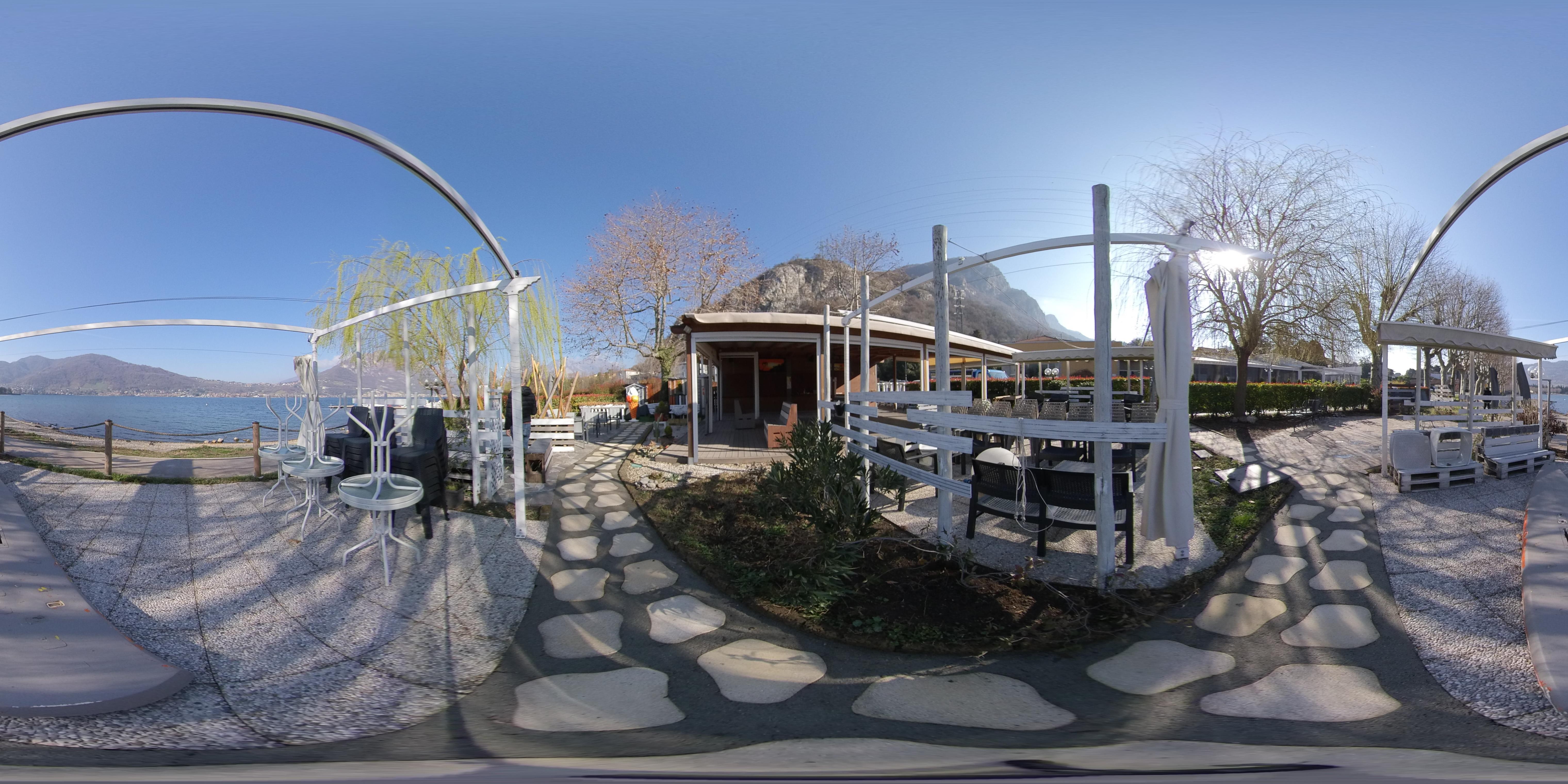 Attività Commerciale in Vendita Vercurago