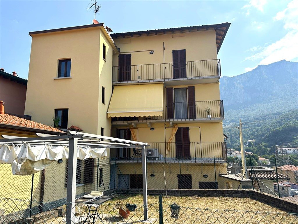 BILOCALE CON BALCONE A LECCO San Giovanni